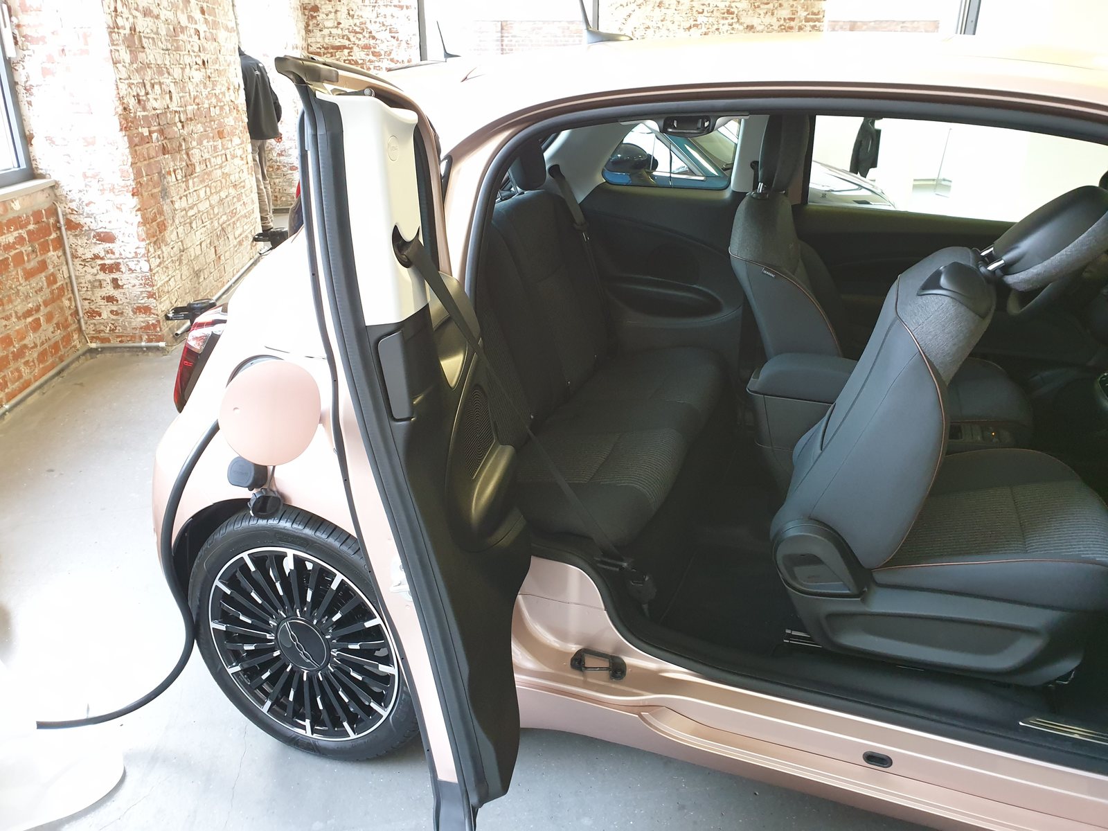 Una Fiat 500 elettrica